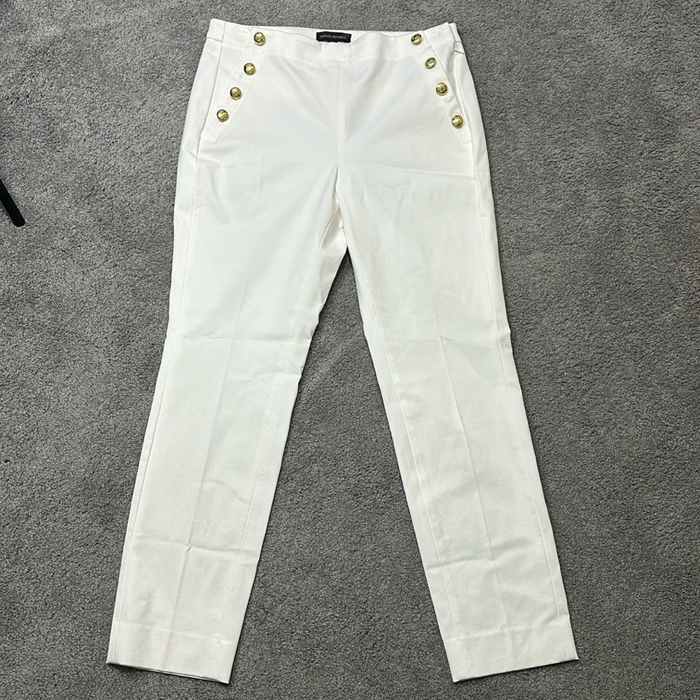 Banana Republic white sailor pants with a gold buttons on the side